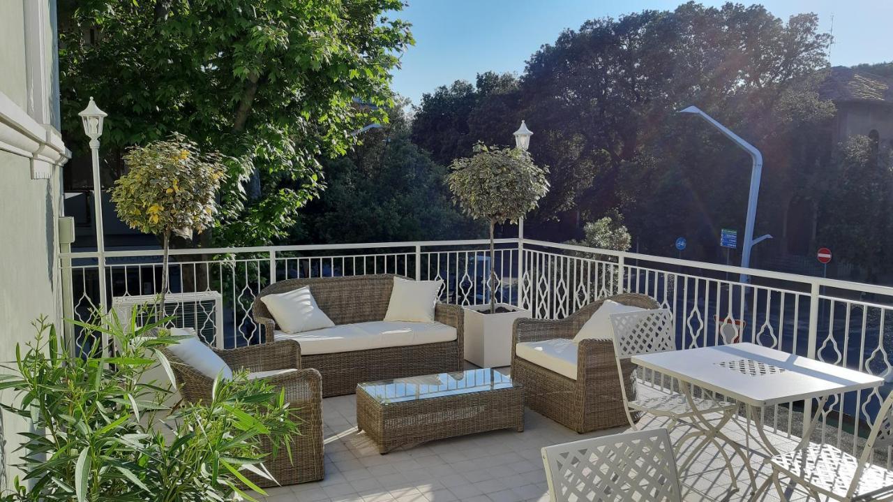 B&B Suite 44 Pesaro Esterno foto