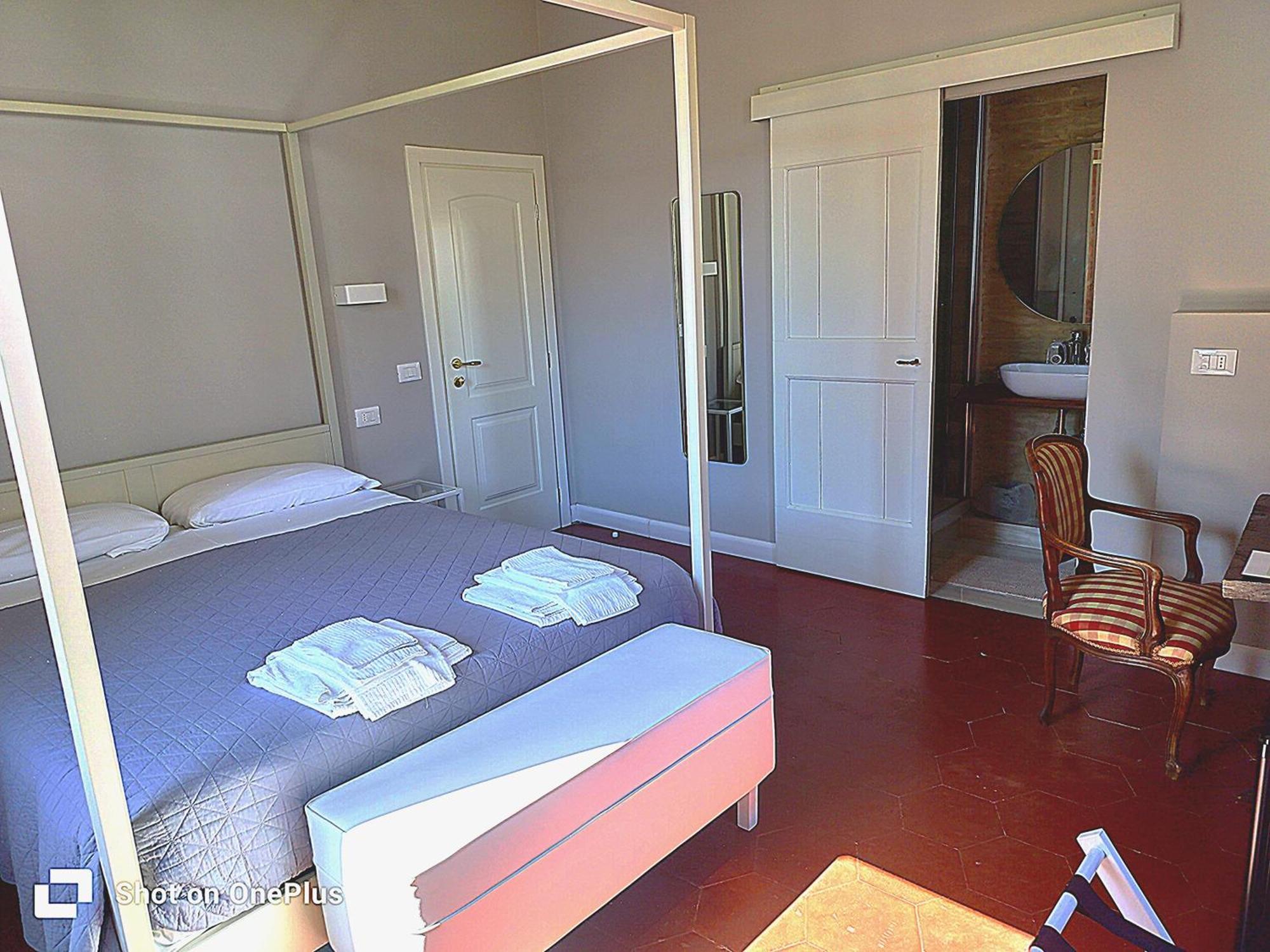 B&B Suite 44 Pesaro Esterno foto